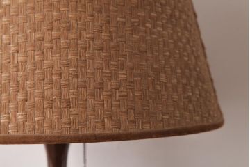 ヴィンテージ照明　レトロな雰囲気が温かみを感じるスタンドライト(卓上照明、ビンテージ)