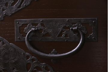 アンティーク家具　和製アンティーク　前面桐材　佐渡箪笥　脚付きリメイク　風格漂う箪笥サイドボード(R-037493、桐箪笥、桐たんす)