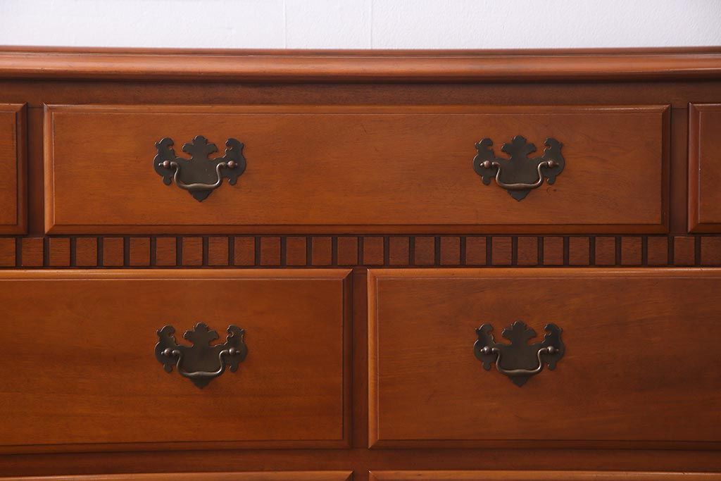 中古　横浜クラシック家具　ダニエル(Daniel)　アーリーアメリカン　カントリースタイルにおすすめなチェスト(R-037499)