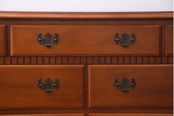 中古　横浜クラシック家具　ダニエル(Daniel)　アーリーアメリカン　カントリースタイルにおすすめなチェスト(R-037499)