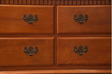 中古　横浜クラシック家具　ダニエル(Daniel)　アーリーアメリカン　カントリースタイルにおすすめなチェスト(R-037499)