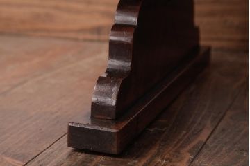 アンティーク家具　和製アンティーク　大正昭和初期　総ケヤキ材　美しい杢目と脚の意匠が印象的な文机(ローテーブル)(R-037502)