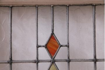 アンティーク建具　イギリスアンティーク　ステンドグラスのペイントフィックス窓・小(明り取り)(R-037514)