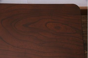 アンティーク家具　和製アンティーク　総ケヤキ材　一枚板　大胆な杢目が美しいレトロな角ちゃぶ台(ローテーブル)(R-037521)
