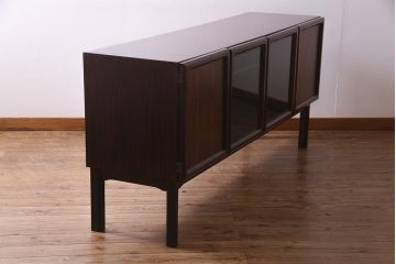 ヴィンテージ家具　ジャパンビンテージ　山品木工　ローズウッド材　サイドボード(キャビネット、収納棚)(R-037522)