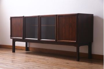 ヴィンテージ家具　ジャパンビンテージ　山品木工　ローズウッド材　サイドボード(キャビネット、収納棚)(R-037522)