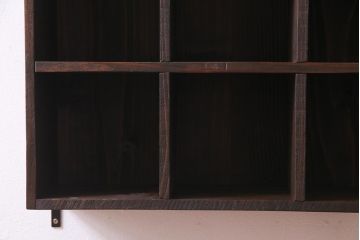 ラフジュ工房オリジナル　古材リメイク家具　3×3マス　収納とディスプレイが楽しめる壁掛けマス目棚(壁掛け収納棚、ウォールラック)(R-037524)