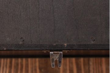 レトロ雑貨　SEIKO(セイコー)　ゼンマイ式　カレンダー付き　レトロなペイントがおしゃれな掛け時計(柱時計、振り子時計)(R-037532)