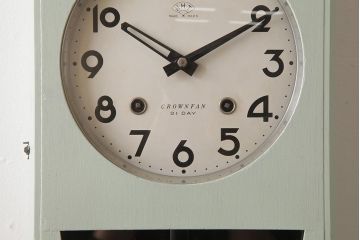 ビンテージ雑貨　堀田時計店　N.H.T　CROWNFAN　21DAY　ゼンマイ式　淡いペイントがおしゃれな振り子掛時計(柱時計、壁掛け時計)(R-037533)
