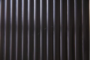 ラフジュ工房オリジナル　ヒノキ無垢材・ヒバ材　モールガラスがレトロな雰囲気を放つ2人用ロッカー(収納棚、戸棚)(R-037542)