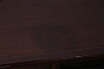 中古　伝統工芸品　大阪唐木指物　在銘　紫檀(シタン)材　漆塗り　縁起物の彫りが目を引く飾り棚(違い棚、茶棚)(R-037558)