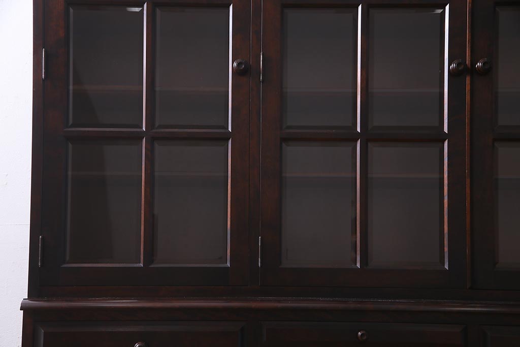 中古　北海道民芸家具　OM168特注品　カバ材　シックな色味の収納棚(食器棚、飾り棚)(定価約90万円〜)(R-037559)