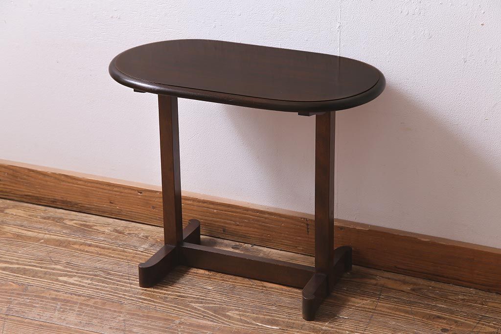 ビンテージ家具　民芸家具　木製　オーバル型のシンプルなサイドテーブル(花台)(R-037563)