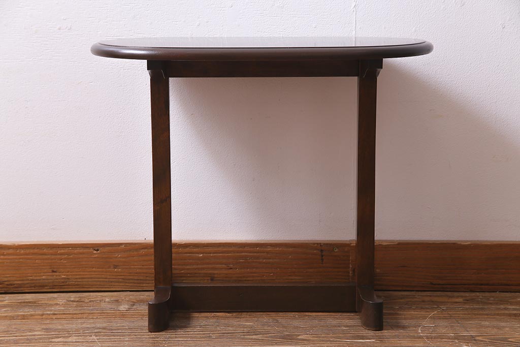 ビンテージ家具　民芸家具　木製　オーバル型のシンプルなサイドテーブル(花台)(R-037563)