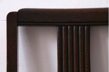 アンティーク家具　イギリスアンティーク　オーク材　バルボスレッグが目を引くクラシカルなダイニングチェア(椅子)(R-037567)