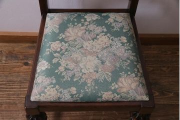 アンティーク家具　イギリスアンティーク　オーク材　バルボスレッグが目を引くクラシカルなダイニングチェア(椅子)(R-037568)