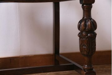 アンティーク家具　イギリスアンティーク　オーク材　バルボスレッグが目を引くクラシカルなダイニングチェア(椅子)(R-037568)