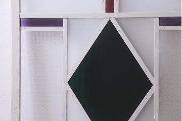 アンティーク建具　ペイント　色ガラス・すりガラス・当店オリジナルガラス　レトロな雰囲気漂うガラス戸1枚(引き戸)(R-037570)