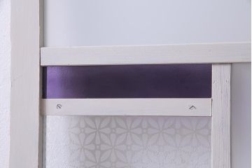 アンティーク建具　ペイント　色ガラス・すりガラス・当店オリジナルガラス　レトロな雰囲気漂うガラス戸1枚(引き戸)(R-037570)