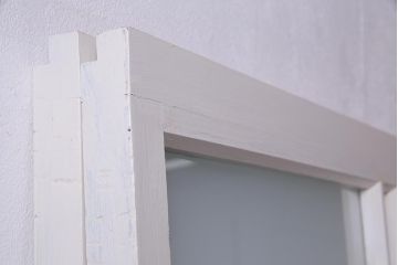 アンティーク建具　ペイント　色ガラス・すりガラス・当店オリジナルガラス　爽やかな色合いがよく映えるガラス戸2枚セット(引き戸)(R-037571)