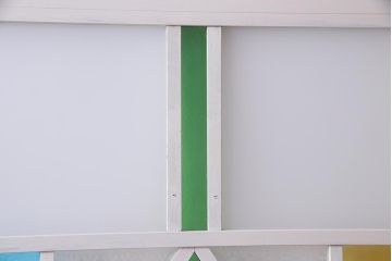 アンティーク建具　ペイント　色ガラス・すりガラス・当店オリジナルガラス　爽やかな色合いがよく映えるガラス戸2枚セット(引き戸)(R-037571)