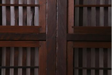 アンティーク建具　ダイヤガラス　裏障子枠付き　和モダンな雰囲気漂う格子戸2枚セット(ガラス帯戸、引き戸、建具)(R-037572)