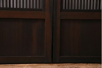 アンティーク建具　和製アンティーク　裏障子枠付き　深みのある色合いが魅力的な格子戸(建具、引き戸、帯戸)2枚セット(R-037573)