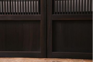 アンティーク建具　和製アンティーク　裏障子枠付き　深みのある色合いが魅力的な格子戸(建具、引き戸、帯戸)2枚セット(R-037573)