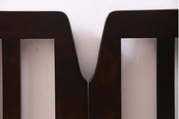 中古　北海道民芸家具　シックで上品な佇まいのトリプルソファ(3人掛けソファ、アームソファ)(R-037578)