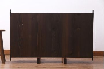 ラフジュ工房オリジナル　古材リメイク家具　2×4マス　収納とディスプレイが楽しめる壁掛けマス目棚(壁掛け収納棚、ウォールラック)(R-037579)