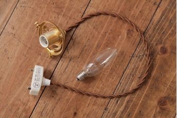 ビンテージ照明　フリルシェードがおしゃれなフランスヴィンテージのペンダントライト(天井照明)(R-037583)