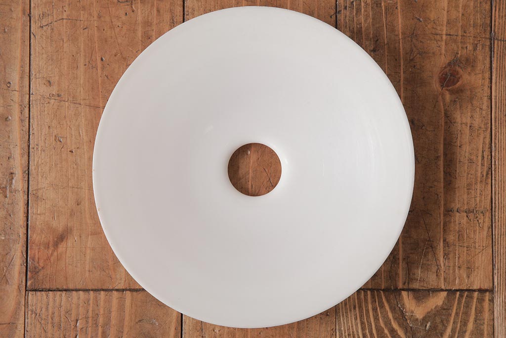 昭和レトロ照明　戦前　昔懐かしい平笠シェードのペンダントライト(吊り下げ照明、天井照明)(R-037584)