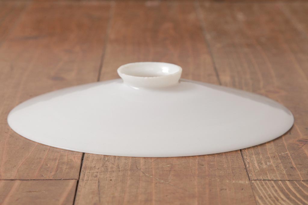 昭和レトロ照明　戦前　昔懐かしい平笠シェードのペンダントライト(吊り下げ照明、天井照明)(R-037584)