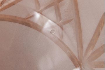 アンティーク照明　フランスヴィンテージ　凝ったデザインの高級感漂うシャンデリア(4灯、天井照明、吊り下げ照明、ビンテージ)(R-037585)