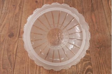 アンティーク照明　フランスアンティーク　青銅製　クラシカルで緻密なつくりのシャンデリア(4灯、天井照明、吊り下げ照明)(R-037587)