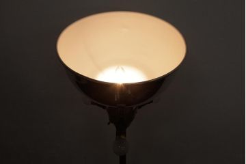ヴィンテージ照明　フランスビンテージ　真鍮製　おしゃれなフロアランプ(フロアスタンド)(R-037591)