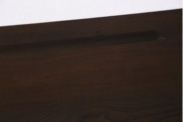 ヴィンテージ家具　イギリスビンテージ　ERCOL(アーコール)　エレガントな佇まいのサイドボード(キャビネット、収納)(R-037597)