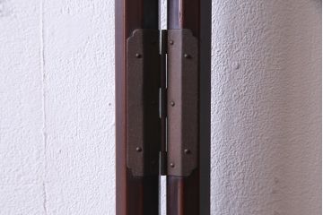 アンティーク雑貨　昭和中期　漆塗り　和モダンなインテリアにぴったりな衣桁(R-037599)