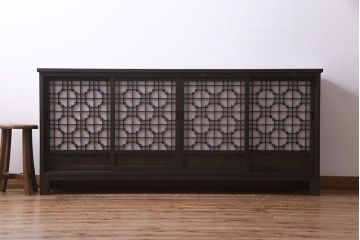 ラフジュ工房オリジナル　アンティーク古建具リメイク　蜀江　和モダンな脚付きサイドボード(書院戸、組子、キャビネット、テレビ台、テレビボード)(R-037604)