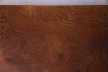中古　伝統民芸家具　岩谷堂箪笥　ケヤキ材　和風のお部屋にぴったりな杢目が美しい座卓(R-037607)