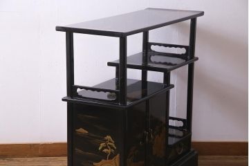 中古　山水図　和の空間を高める漆塗り風の茶棚(飾り棚)(R-037608)