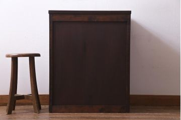 中古　ビンテージ家具　伝統工芸　軽井沢彫り　牡丹の図　上品な和の雰囲気漂う小振りなチェスト(引き出し)(R-037609)