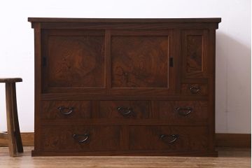 アンティーク家具　大正昭和初期　天板リメイク　カウンターとして使える便利な和風収納棚(リビングボード、戸棚)(R-037611)