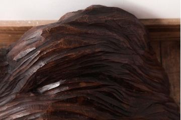 アンティーク雑貨　明治大正期　在銘　虎　木彫(作家物、置き物、ディスプレイ雑貨)(R-037615)