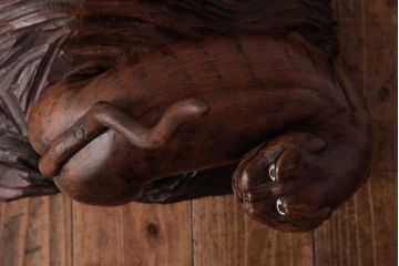 アンティーク雑貨　明治大正期　在銘　虎　木彫(作家物、置き物、ディスプレイ雑貨)(R-037615)