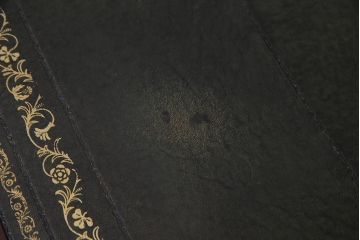 アンティーク家具　イギリスアンティーク　マホガニー材　レザートップ　組み立て式　高級感たっぷりのクラシカルな両袖デスク(机、在宅ワーク、在宅用プレジデントデスク)(R-037619)