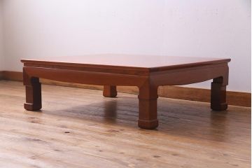 ビンテージ家具　総ケヤキ材　美しい杢目が楽しめる上品な座卓(ローテーブル)(R-037621)