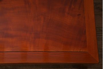 ビンテージ家具　総ケヤキ材　美しい杢目が楽しめる上品な座卓(ローテーブル)(R-037621)