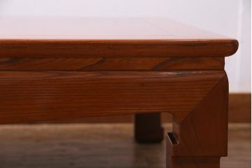 ビンテージ家具　総ケヤキ材　美しい杢目が楽しめる上品な座卓(ローテーブル)(R-037621)