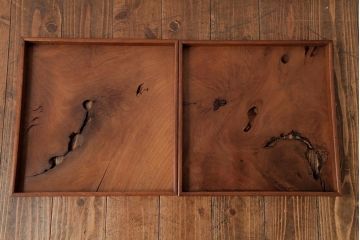 アンティーク雑貨　古民具　総ケヤキ材　美しい杢目が楽しめるお盆2枚セット(トレー、角盆)(R-037630)